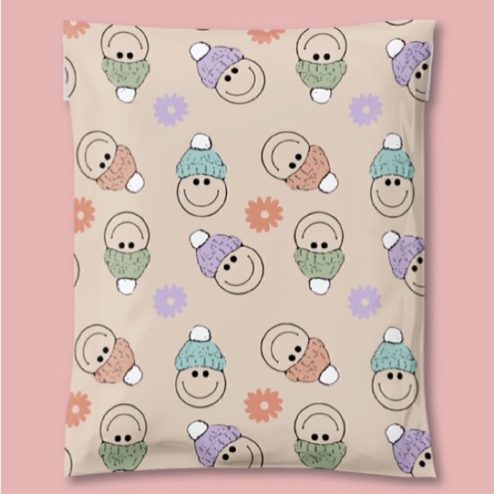 Poly mailers 